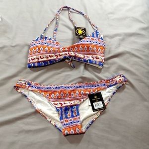 BODY GLOVE Womens Bikini MEDIUM New Abyss Summer Resort Cruisewear Beach Pool